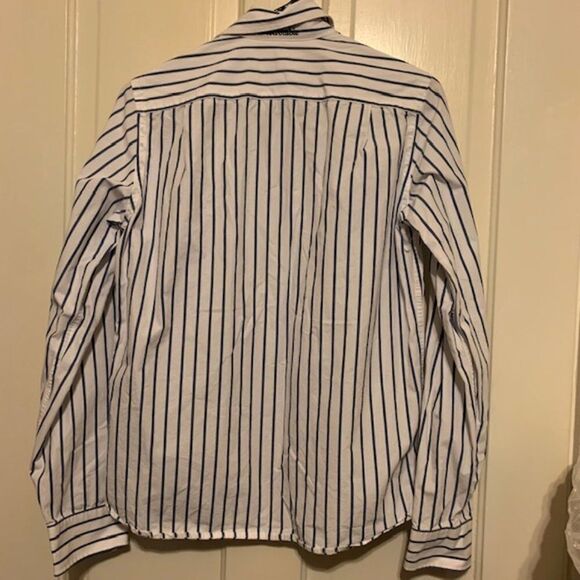 ABERCROMBIE BOYS SIZE XL WHITE & BLUE STRIPED LONG SLEEVED BUTTON SHIRT - Picture 4 of 5